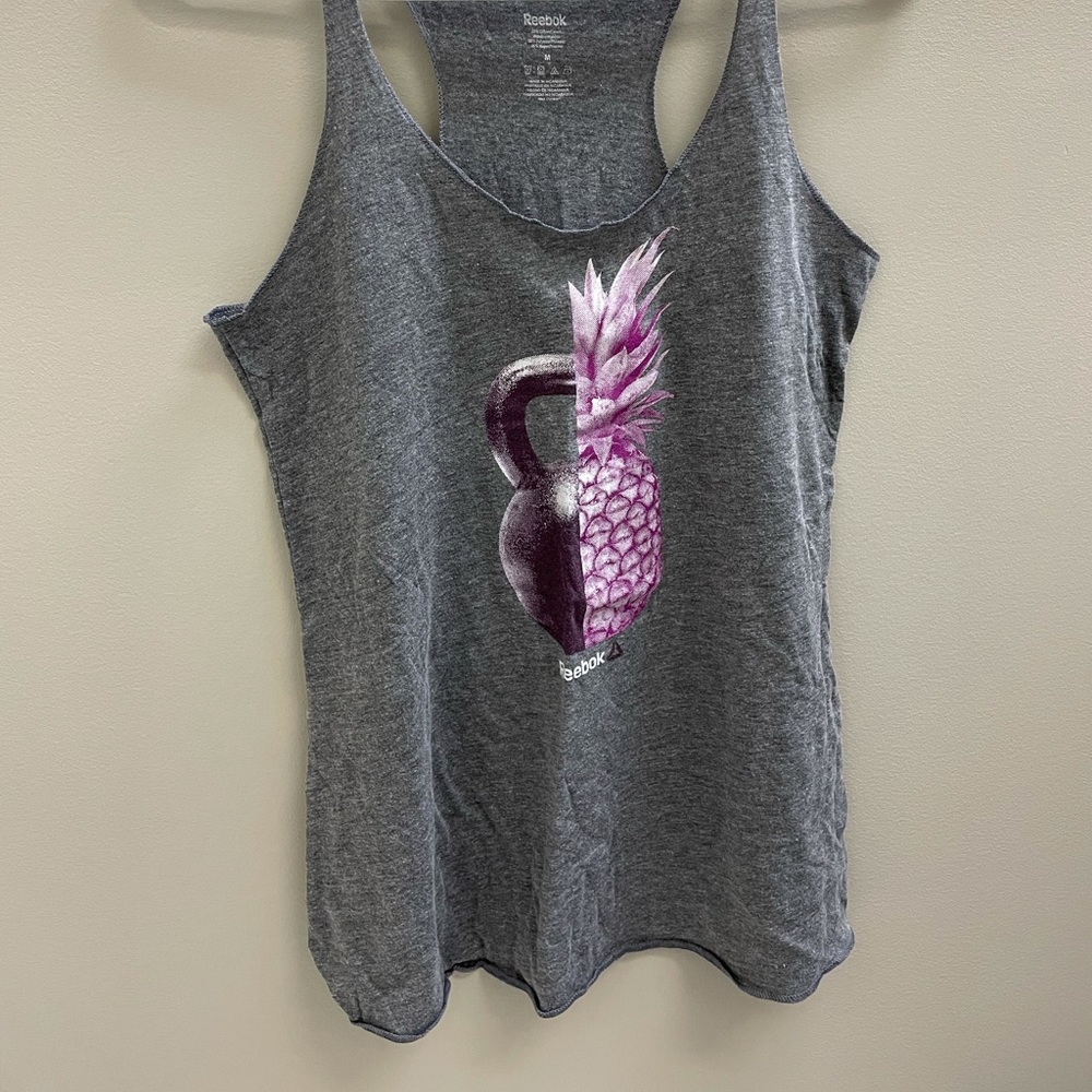 Reebok Kettlebell/pineapple tank M